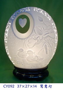 光影流轉(zhuǎn)，瓷韻生輝 德化縣影雕燈具陶瓷廠的匠心之作