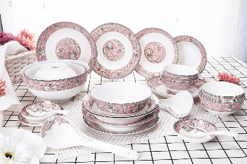 陶瓷餐具的優(yōu)缺點(diǎn)與選購指南